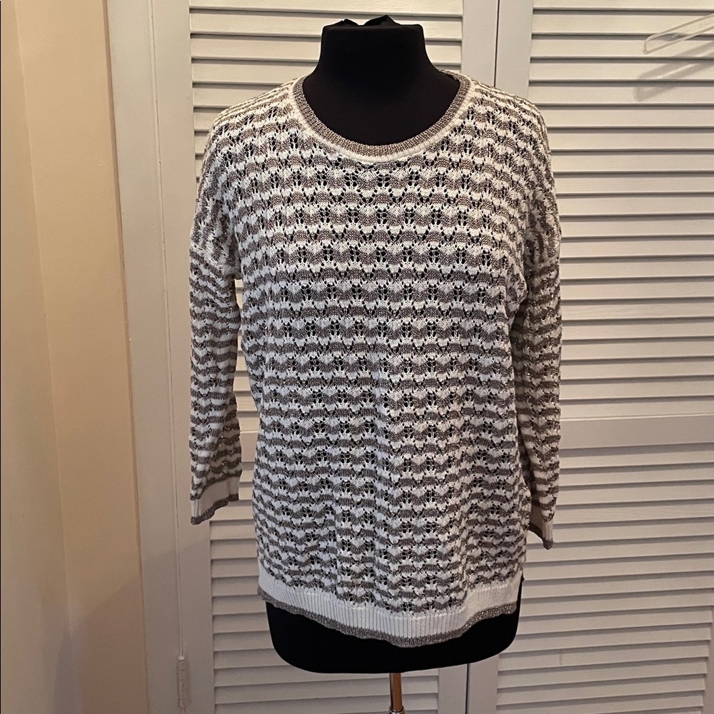 Gerard Darel Ivory and Taupe Silver Delicate sweater size m
Made in Italy  new
